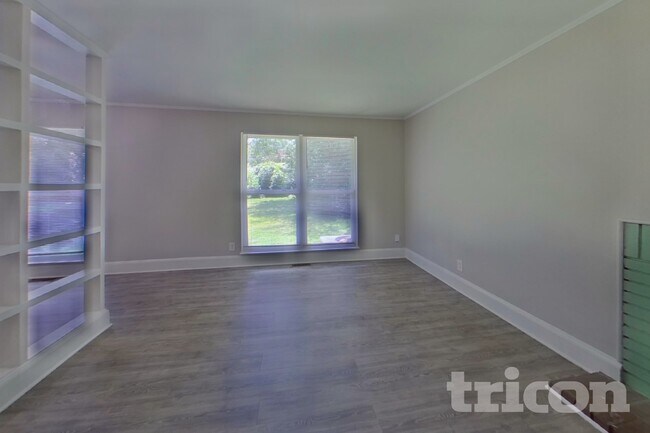 Foto del edificio - 5530 Wedgewood Dr