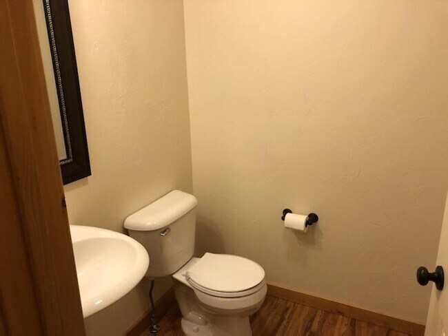 Foto del edificio - 1043 Rd Runner Dr