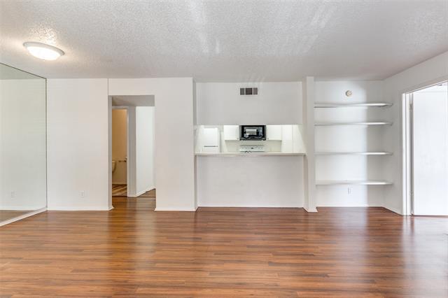 Foto del edificio - 12482 Abrams Rd