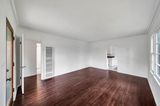 Foto del edificio - 4034- 4036 Higuera St