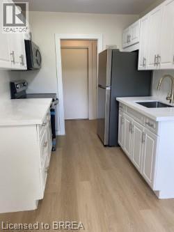 Photo du bâtiment - 151 Siebert Ave
