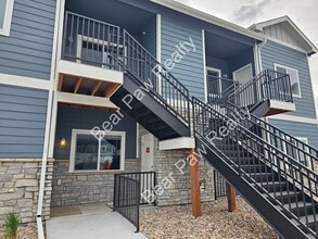 Building Photo - 1615 Richard Martin Dr