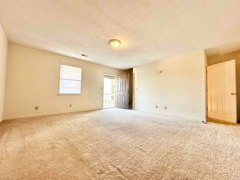 Foto principal - 338 Old Gray Station Rd