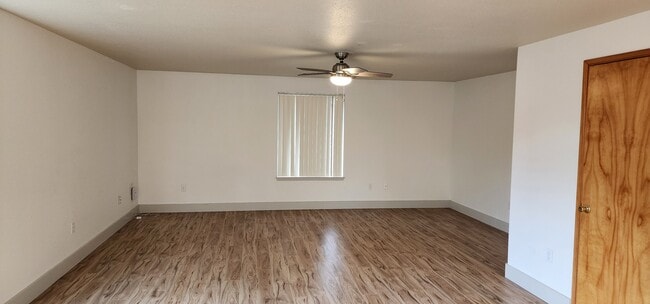 Photo - 1008 SE Sherrett St House