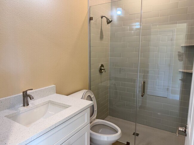 Foto del edificio - 4661 Hickory Tree Rd