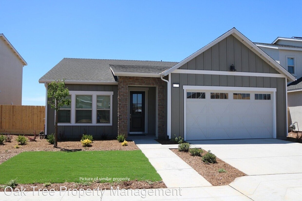 Primary Photo - 3 br, 2 bath House - 6895 E. Fedora Avenue