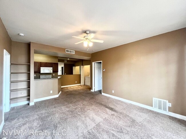 Building Photo - 2 br, 2 bath House - 5170 S Jones Blvd #102