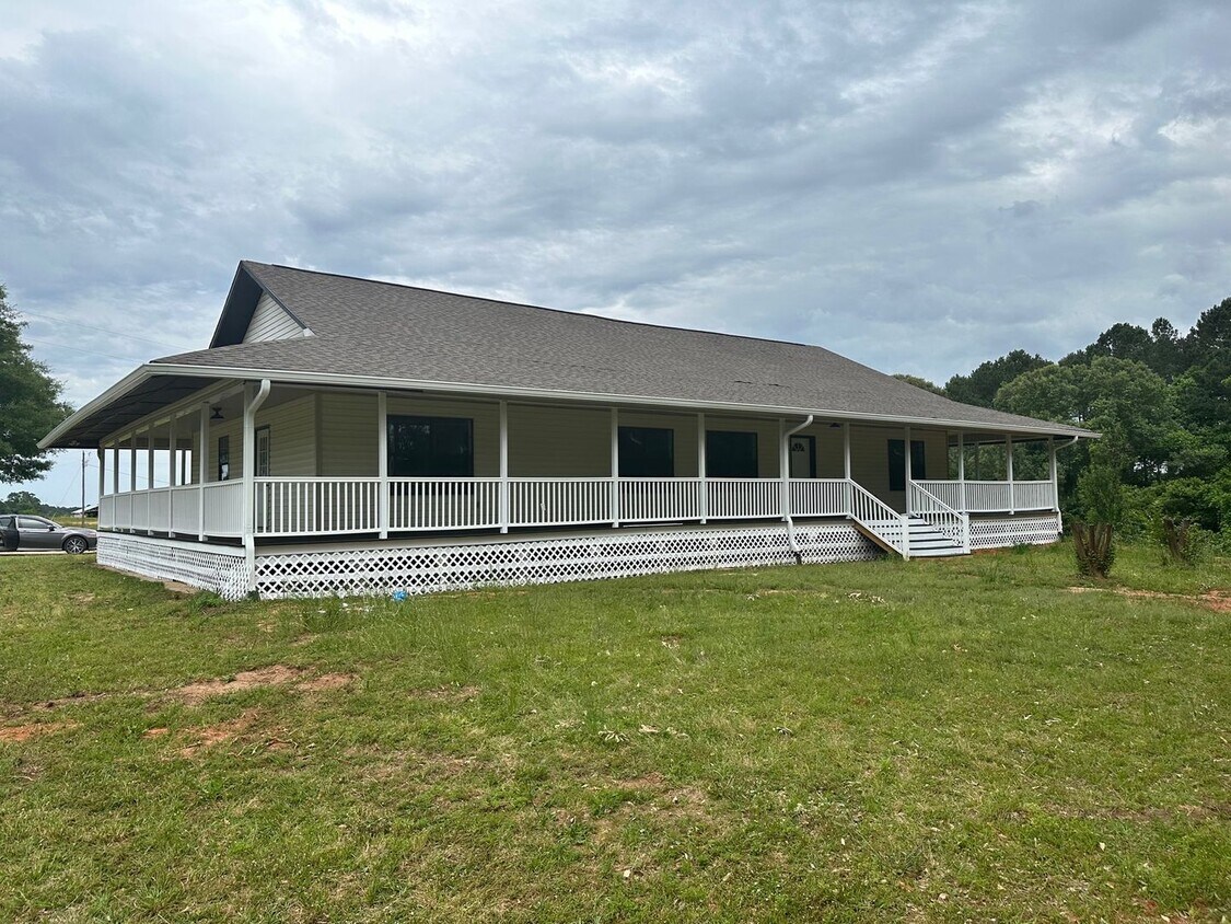 Primary Photo - New Brockton, AL!