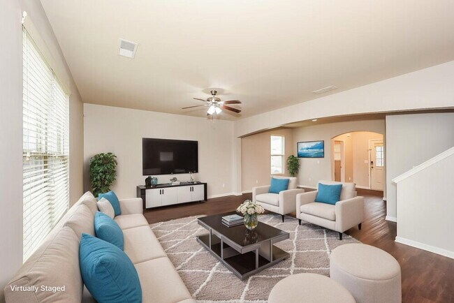 Building Photo - 252 Bandelier Cir