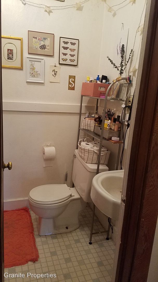 Building Photo - 1312 Mill St