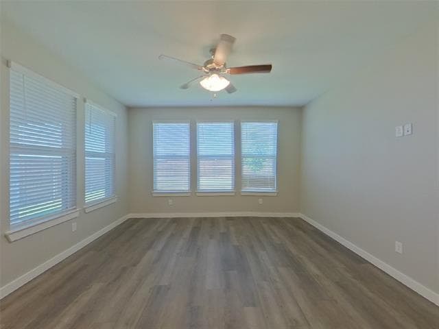 Foto del edificio - 8009 Calhoun Vly Dr