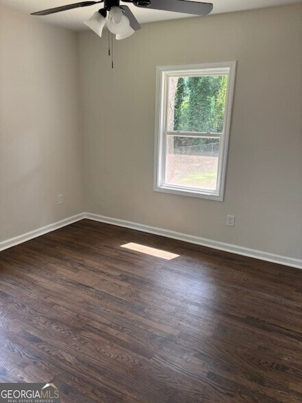 Foto del edificio - 2349 Ousley Ct
