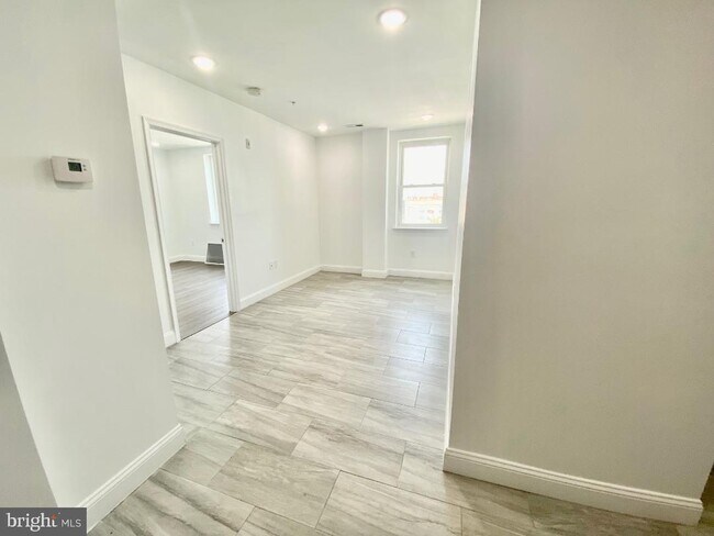 Foto del edificio - 925 N Broad St