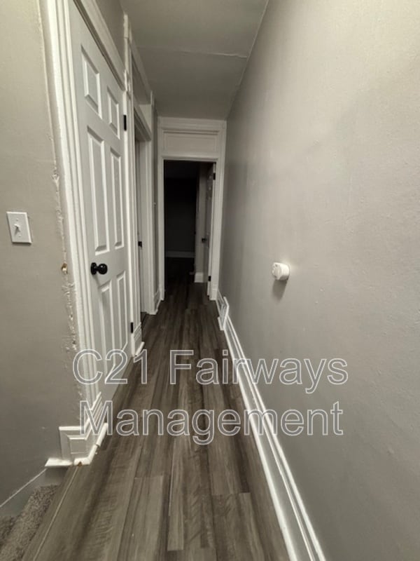 Building Photo - 370 3rd St