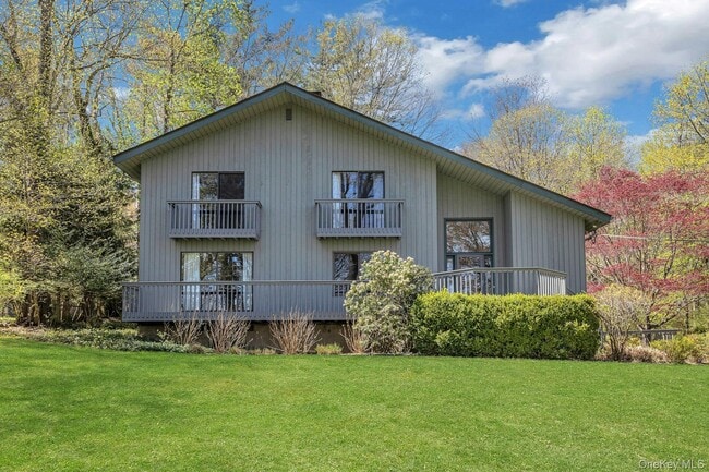 Foto del edificio - 68 Lake Shore Dr