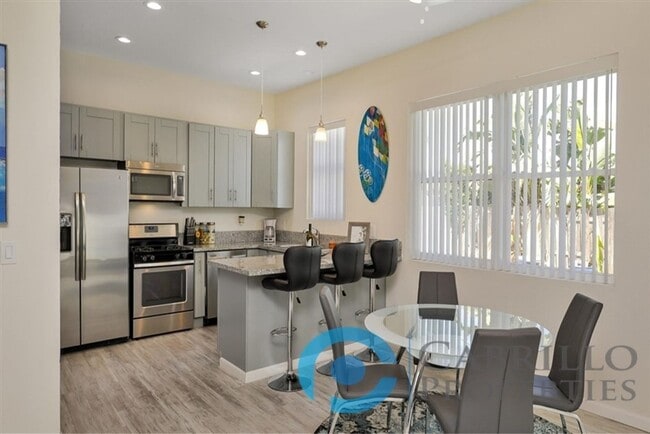 Building Photo - **Move-in Special** $500 off 1st Month Ren...