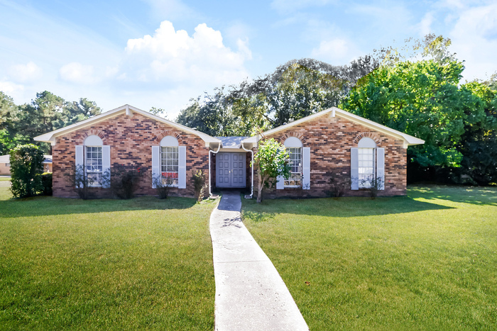 Primary Photo - Corner Lot Brick Home in Jackson, MS