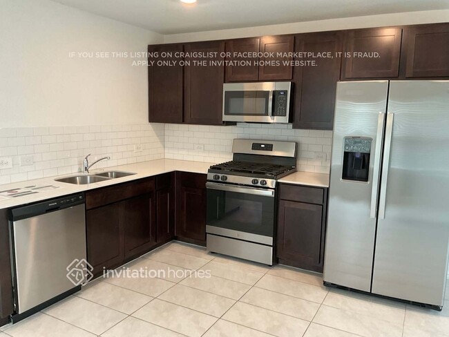 Building Photo - 3009 Wallace Wls Ct