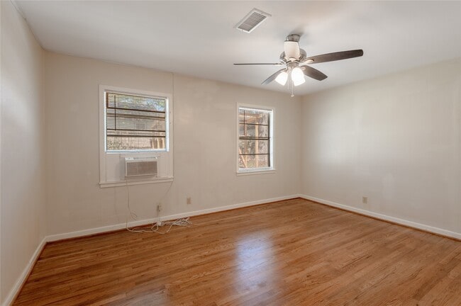 Building Photo - 1412 22nd St