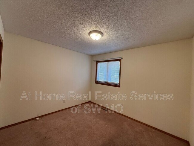 Foto del edificio - 3427 S Main Ave