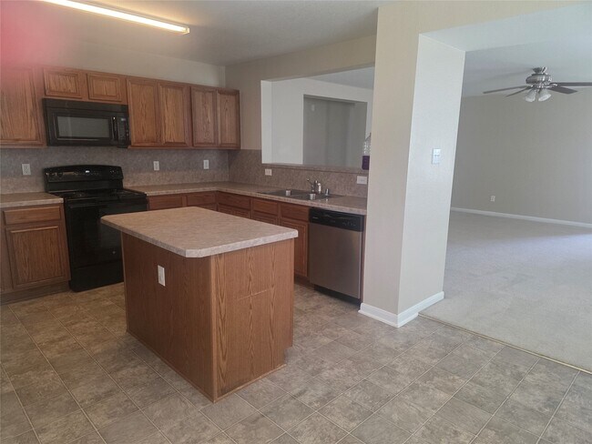 Foto del edificio - 18107 Hammondsport Ln