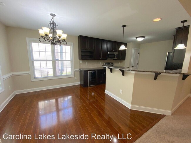 Building Photo - 3 br, 3 bath House - 90 Orchard Falls Drive