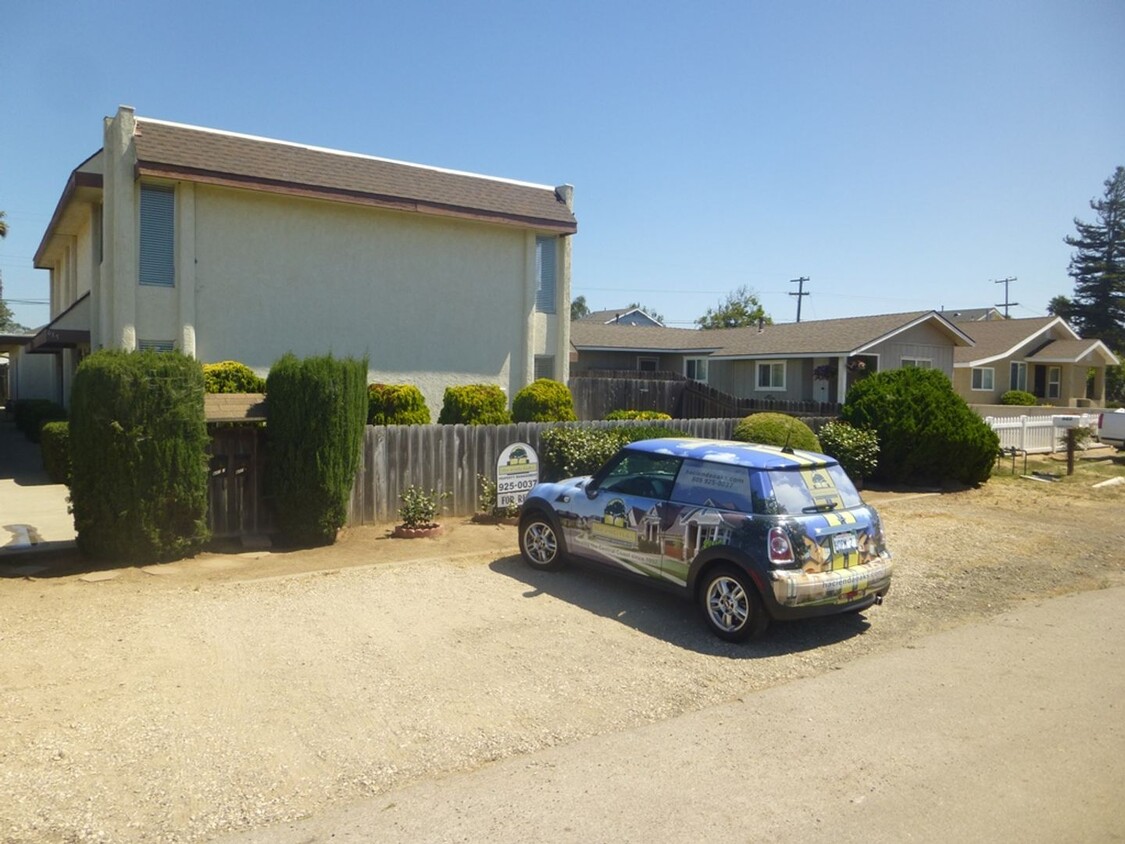 Foto principal - Townhome in Old Orcutt