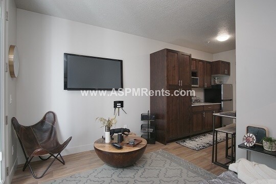 Building Photo - Downtown Affordable Studios