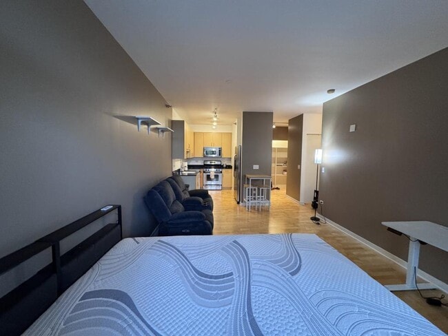 Photo - 330 W Grand Ave, Unit 1005 Apartment