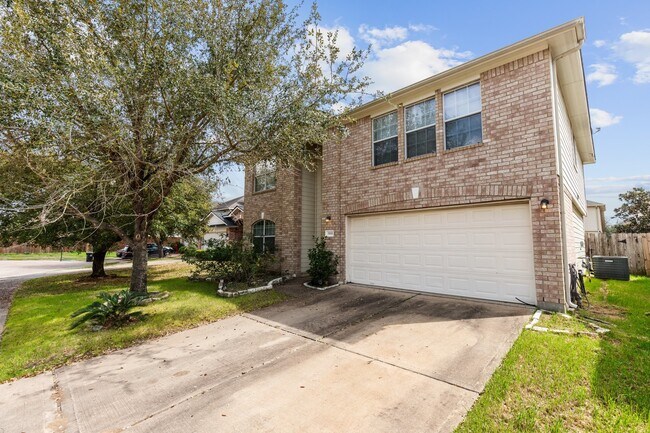 Foto del edificio - 3111 Holly Ranch Dr