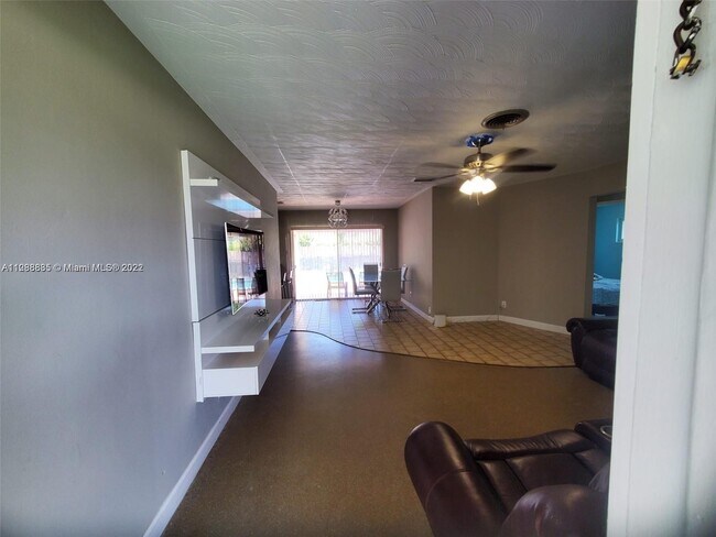 Foto del edificio - 3501 N 66th Ave