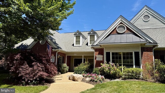 Building Photo - 3908 Penderview Dr