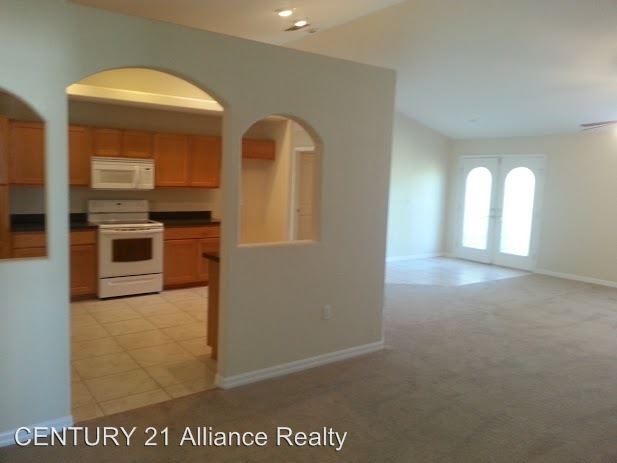 Building Photo - 2032 Belmar Ave