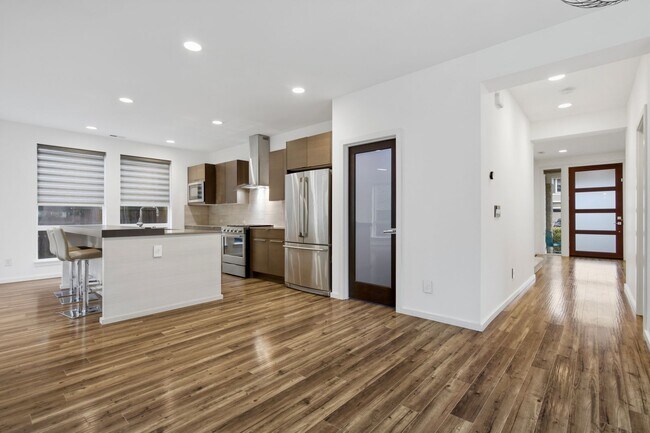 Foto del edificio - 17129 42nd Dr SE