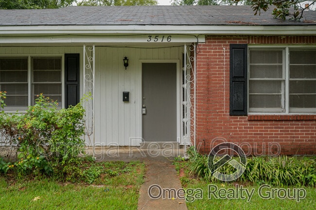 Building Photo - 3516 Le Bron Rd
