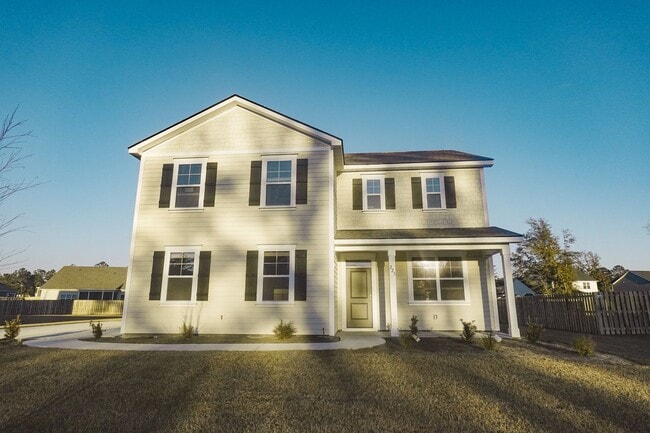 Building Photo - Available Now! MOVE IN READY!   ?? ?? ??! ...