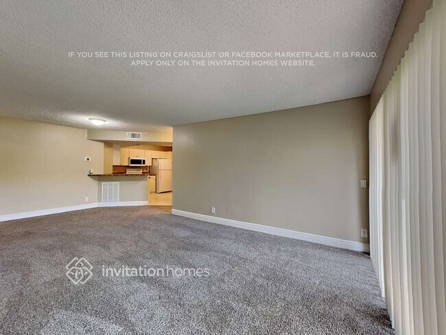 Foto del edificio - 8761 Wiles Rd