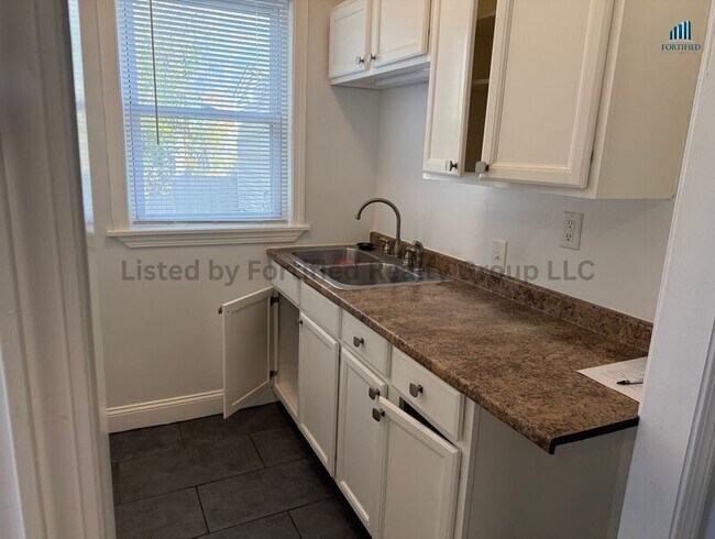 Photo - 120 Walnut St Apartment