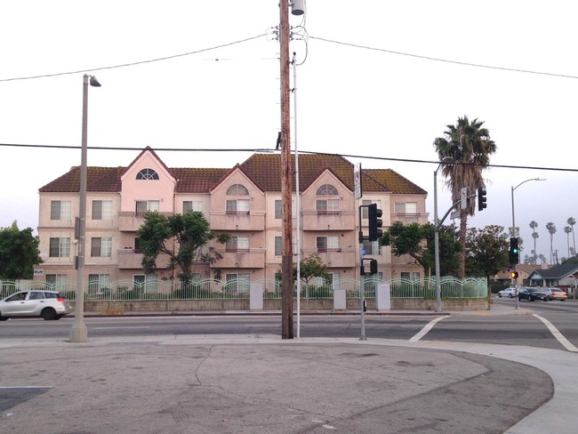 Building Photo - Arlington Rodeo Apartments