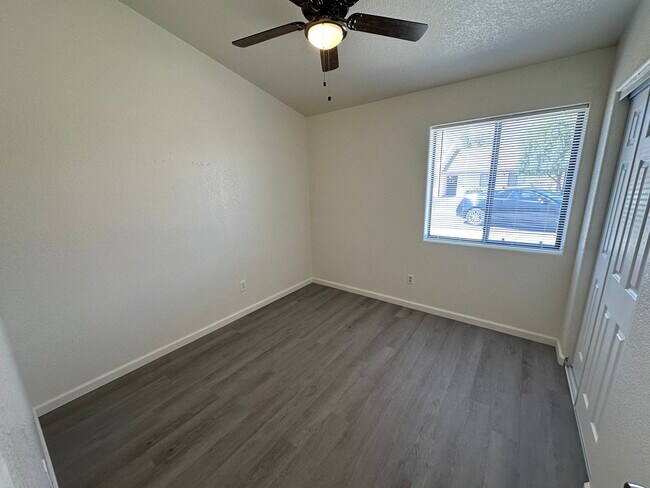 Foto del edificio - 2776 S Avenue 2 1/2 E