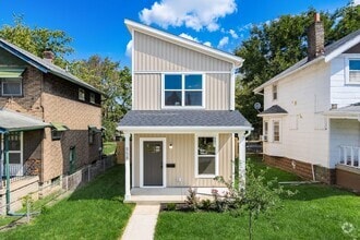 Building Photo - 858 E Starr Ave