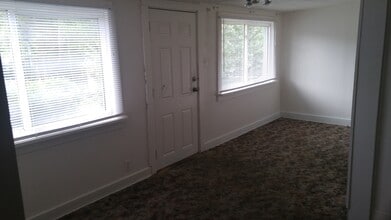 Building Photo - 111 Alderson Ave