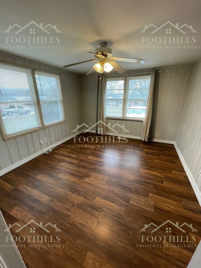 Foto del edificio - 3012 Cambridge Rd