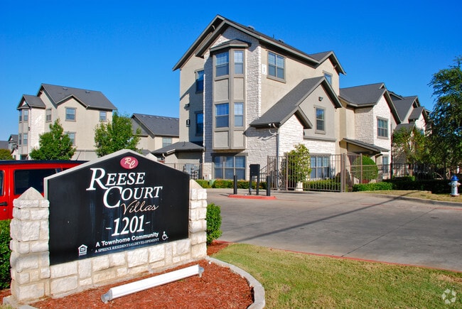 Foto del edificio - Reese Court Villas