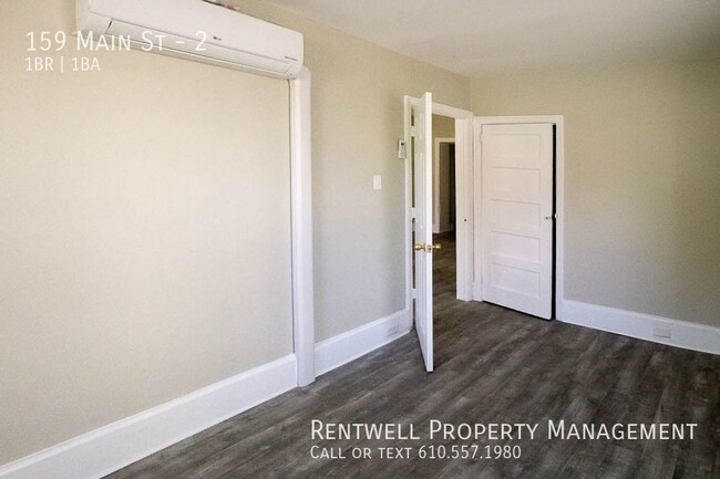 Foto del edificio - 1BR 1BA- 1st Floor Apartment Multifamily B...