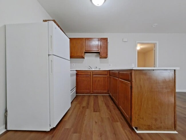 Building Photo - 1653 Dane St