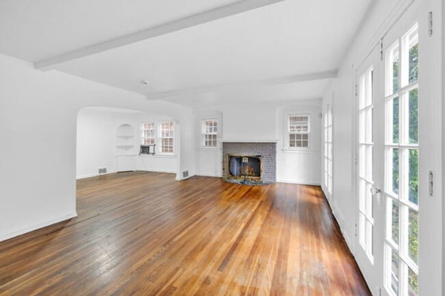 Building Photo - 3474 Daleford Rd