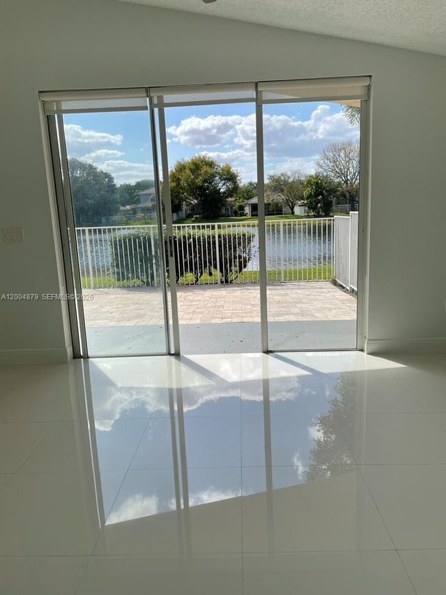 Foto del edificio - 4117 Sapphire Bend