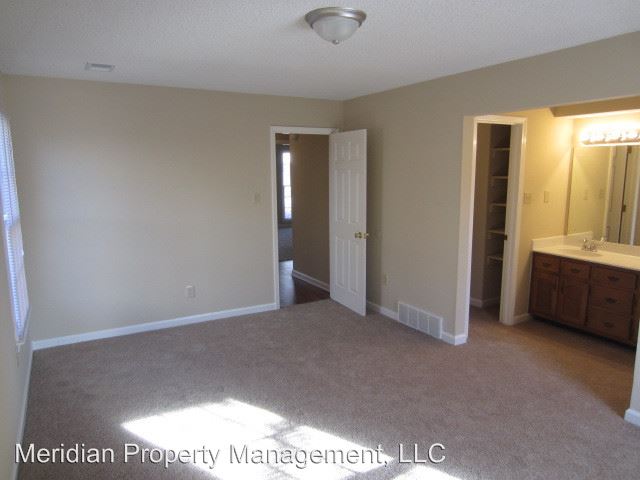 Building Photo - 7009 Rockingham Rd
