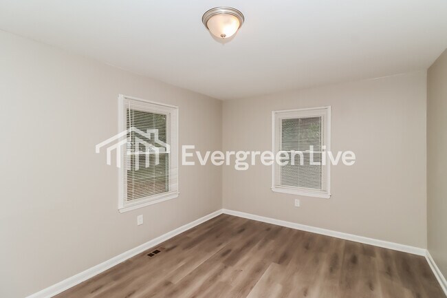 Foto del edificio - 1404 Hateras Ave